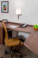 Hotel Candlewood Suites Oklahoma City Bricktown photo 4