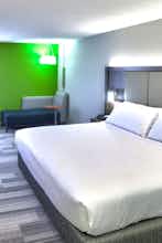 Hotel Holiday Inn Express & Suites Evansville North photo 1