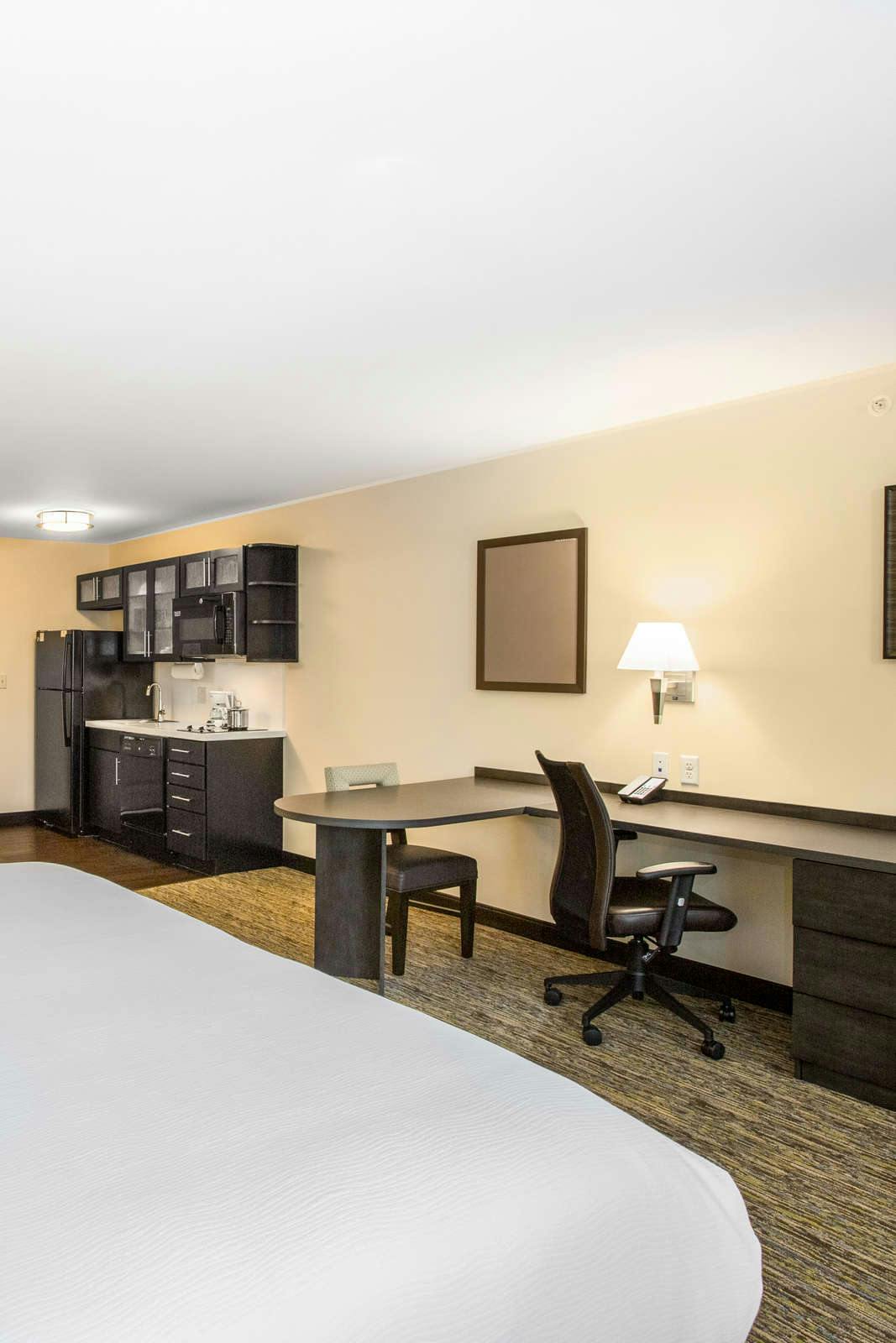 Hotel Candlewood Suites Omaha Millard Area photo 5