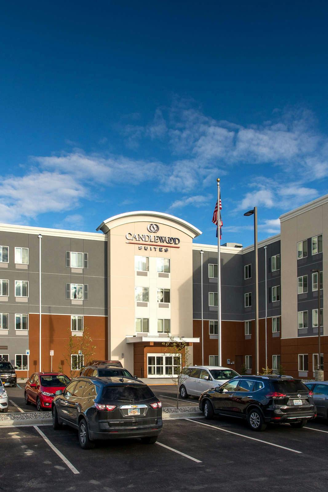 Hotel Candlewood Suites Fairbanks photo 1