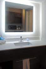 Hotel Holiday Inn Express & Suites Wapakoneta photo 3