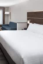 Hotel Holiday Inn Express & Suites Kingdom City photo 2