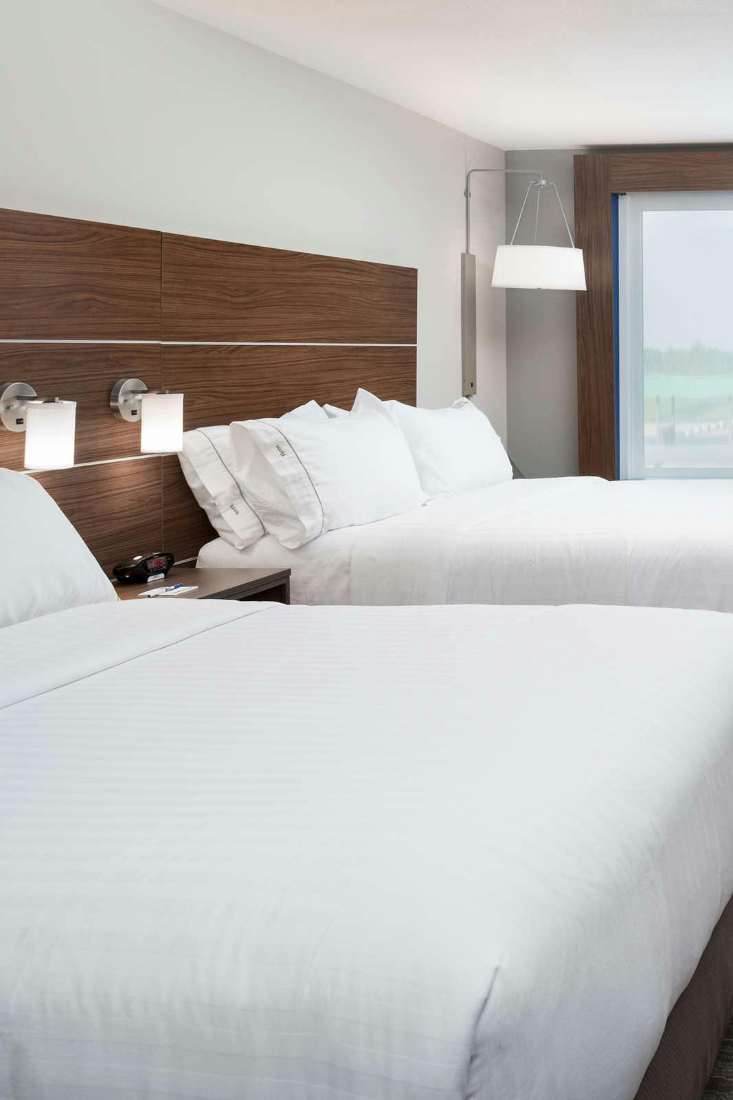 Hotel Holiday Inn Express & Suites Kingdom City photo 3