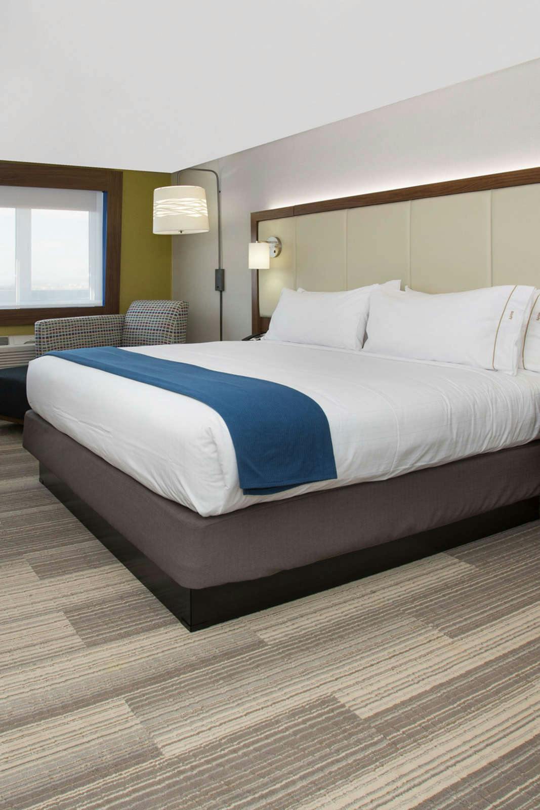 Hotel Holiday Inn Express & Suites Platteville photo 2