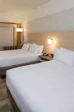 Hotel Holiday Inn Express & Suites Rochester Hills Detroit Area photo 3