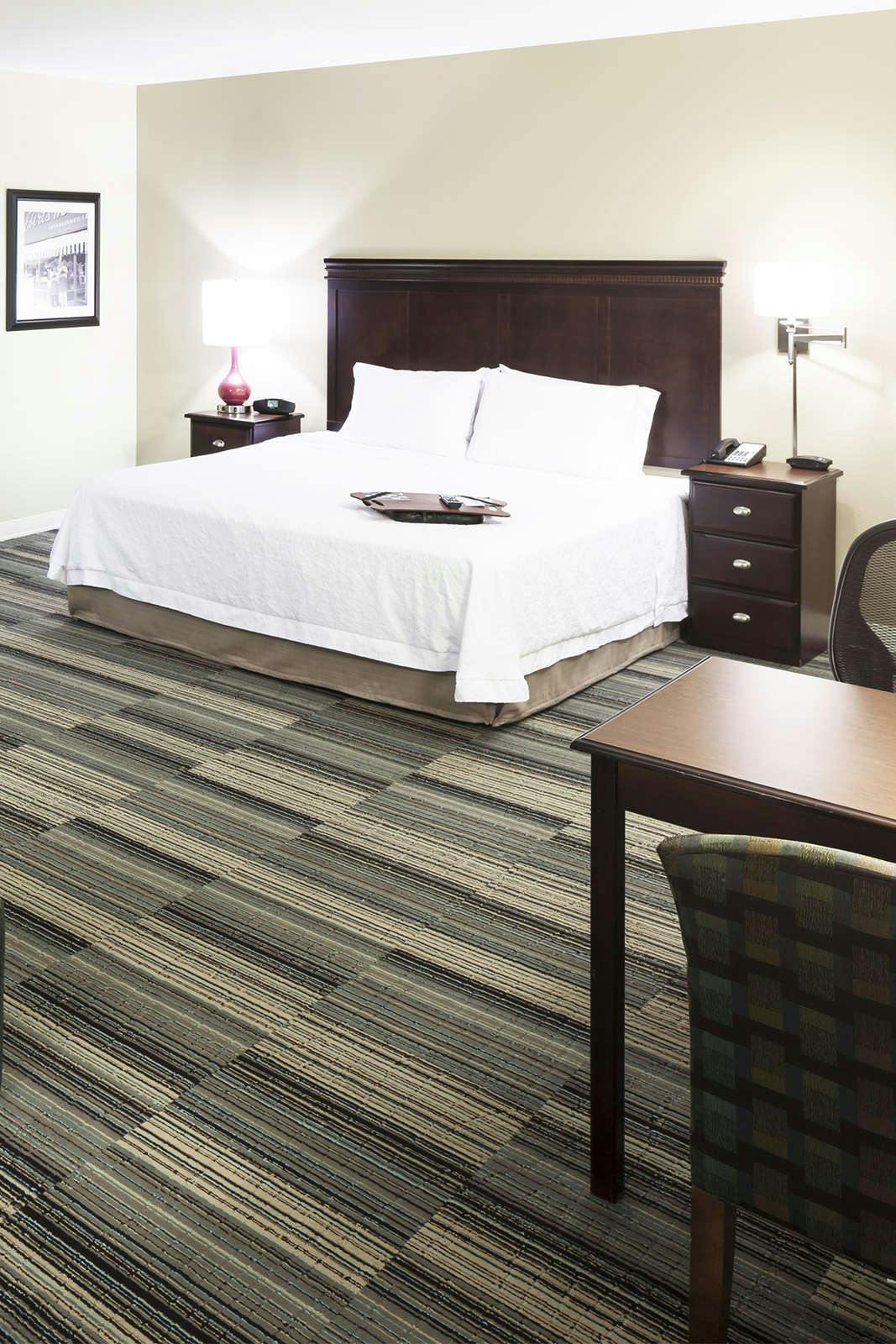 Hotel Hampton Inn & Suites Omaha Downtown photo 2