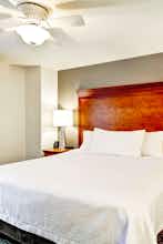 Hotel Homewood Suites Omaha Downtown photo 1