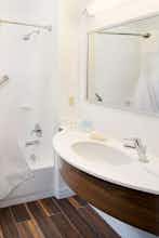 Hotel Hampton Inn & Suites Palmdale photo 5