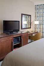 Hotel Hampton Inn & Suites Palmdale photo 3