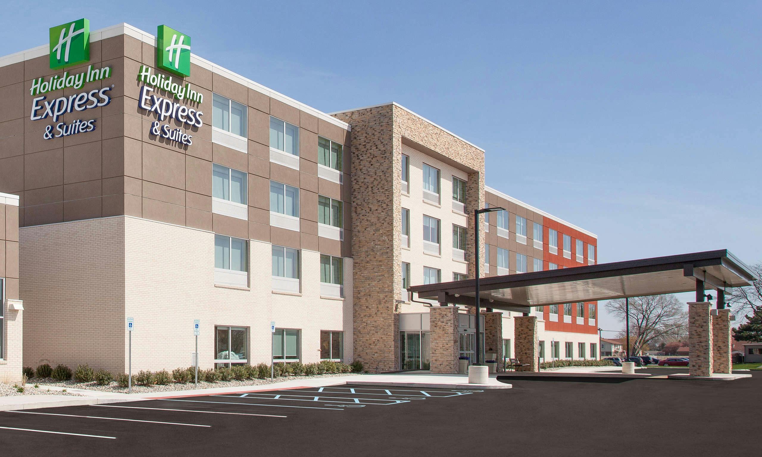 Holiday Inn Express & Suites Sterling Heights - Detroit Area
