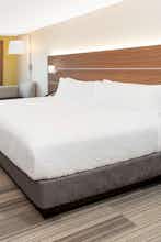 Hotel Holiday Inn Express & Suites Sterling Heights - Detroit Area photo 1