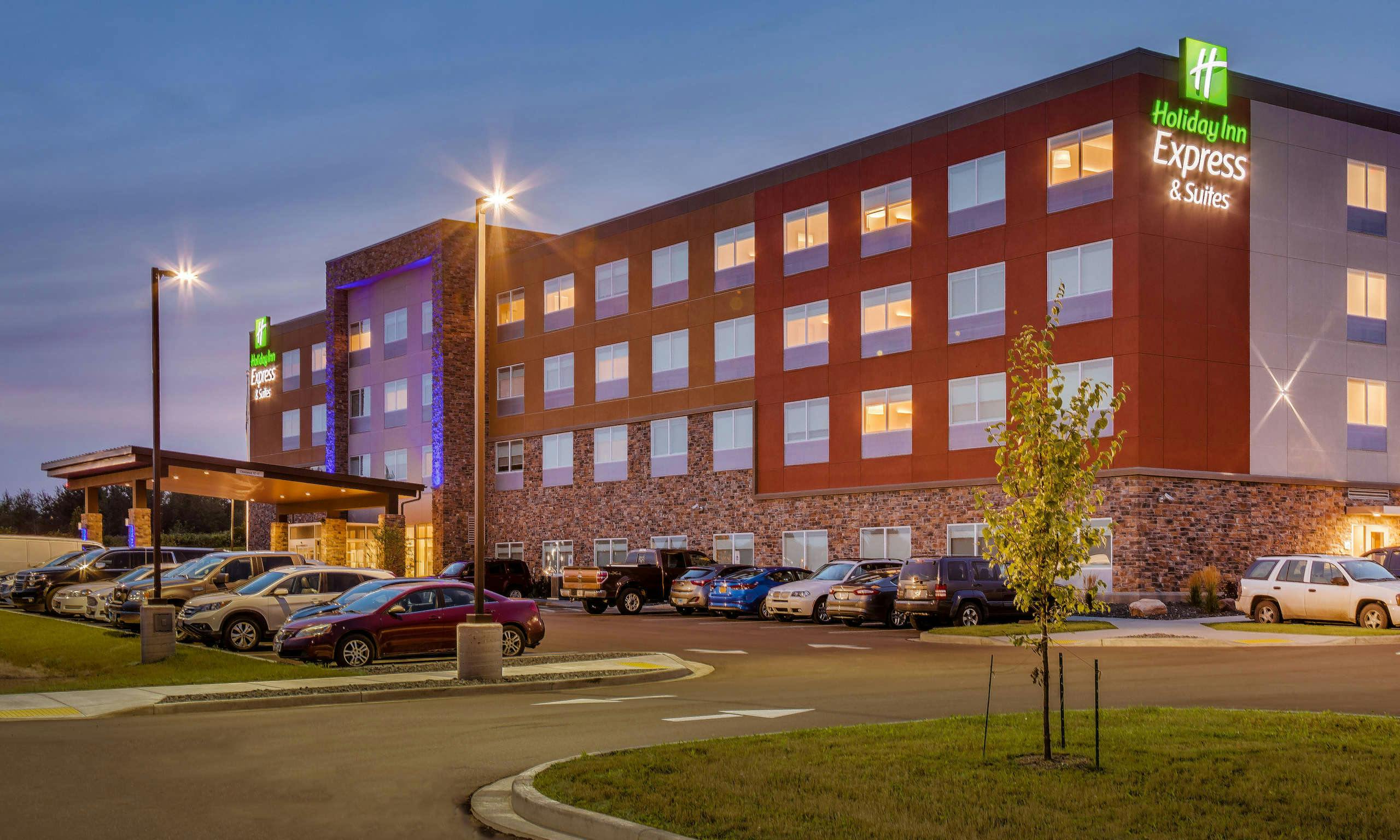 Holiday Inn Express & Suites Rice Lake