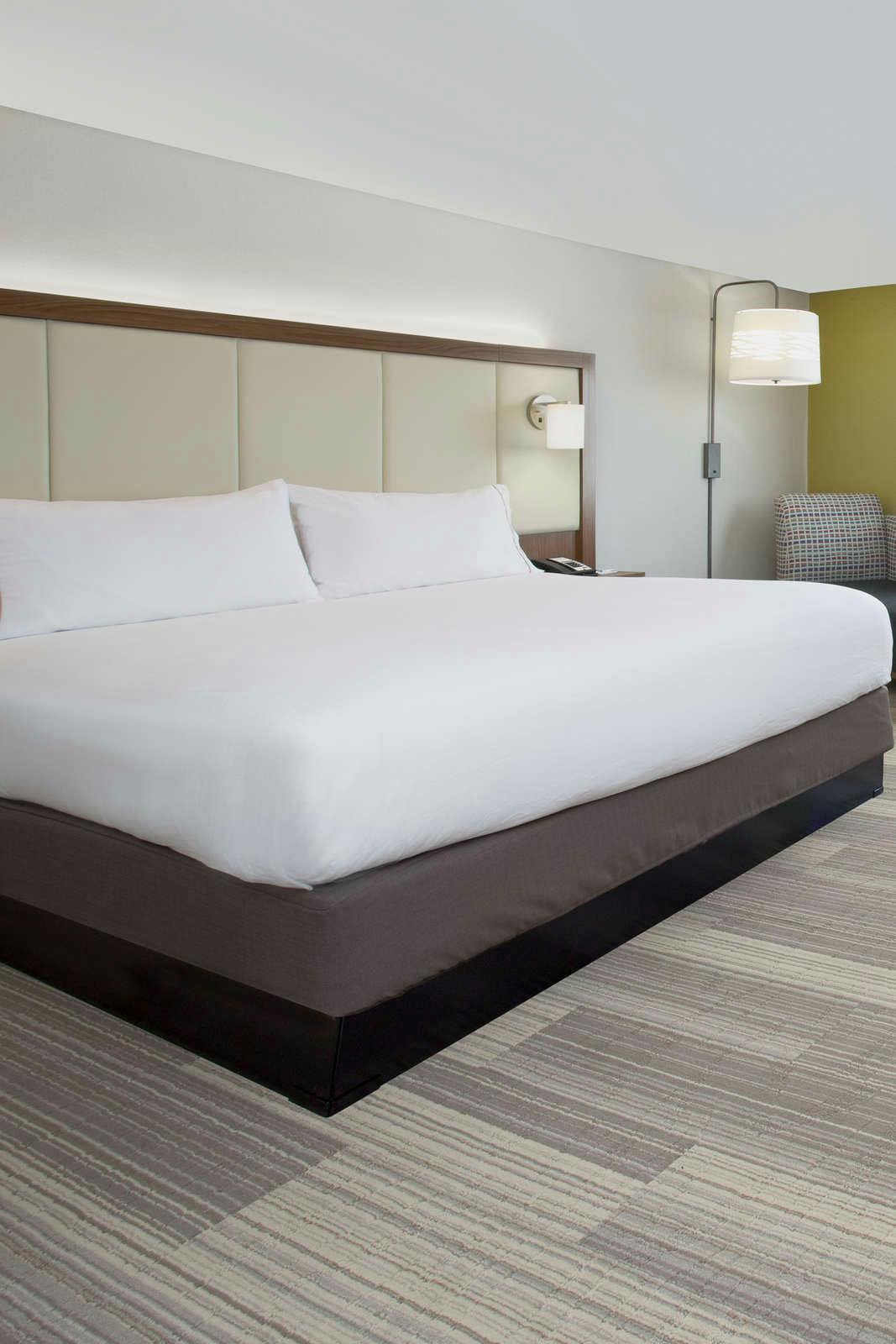 Hotel Holiday Inn Express & Suites West Memphis photo 1