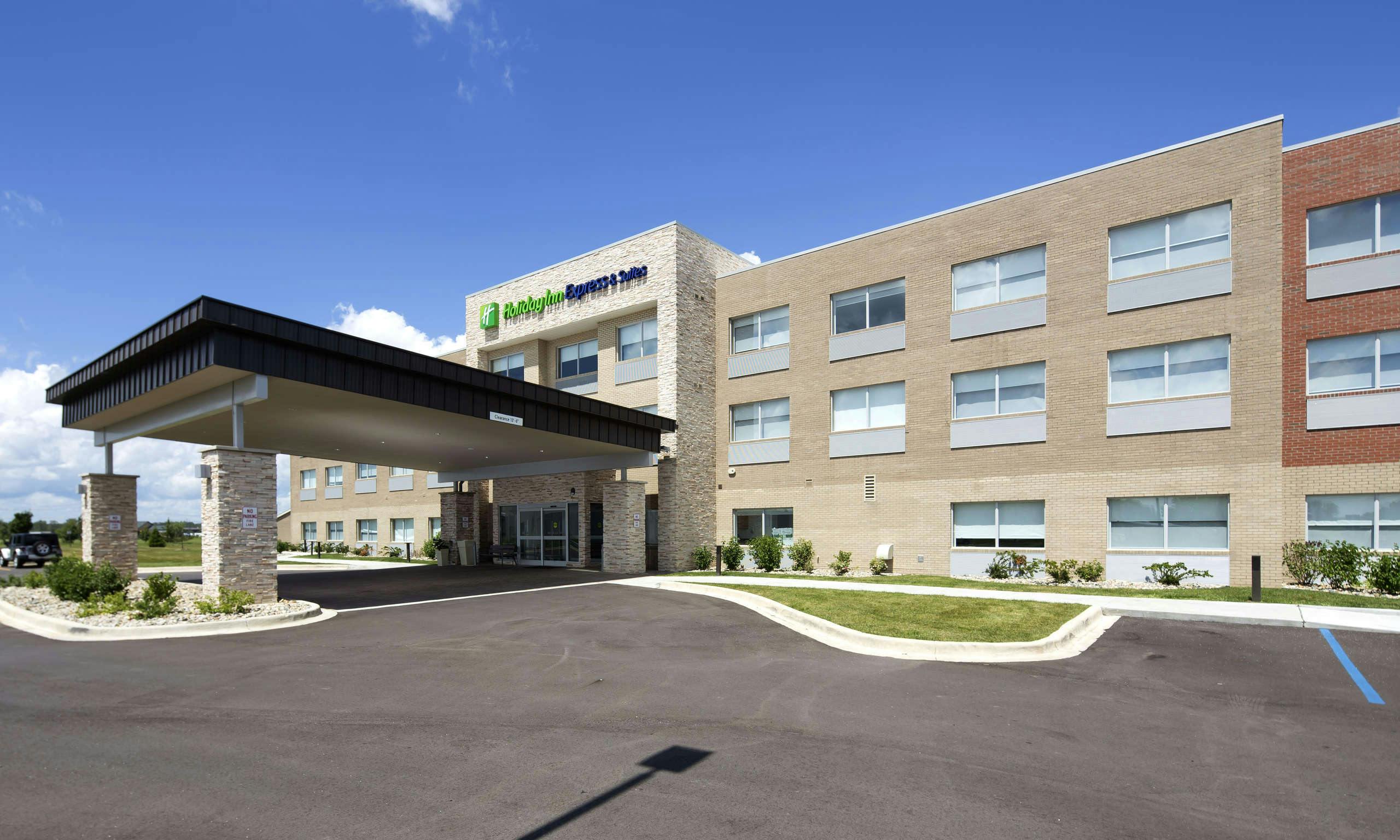 Holiday Inn Express & Suites Gaylord
