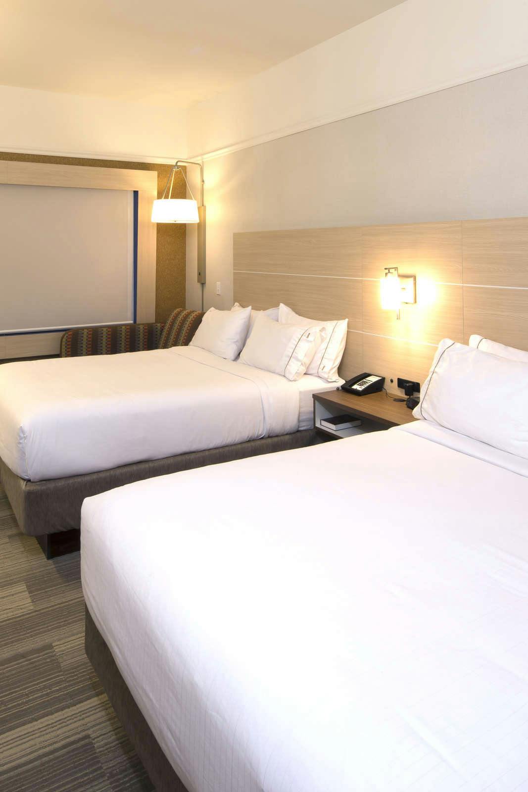 Hotel Holiday Inn Express & Suites Gaylord photo 3