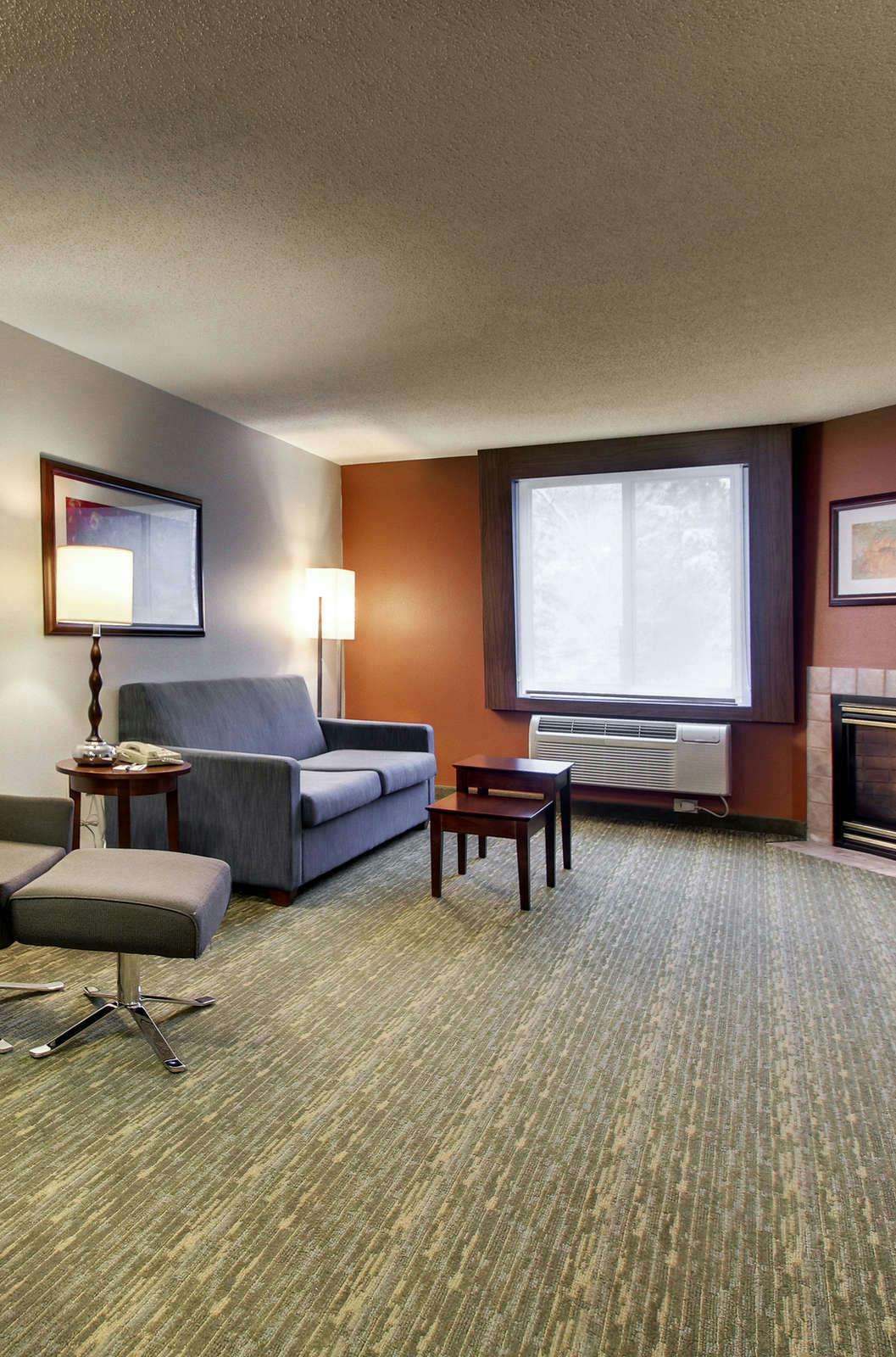 Hotel Holiday Inn Express & Suites Lincoln East - White Mountains photo 4