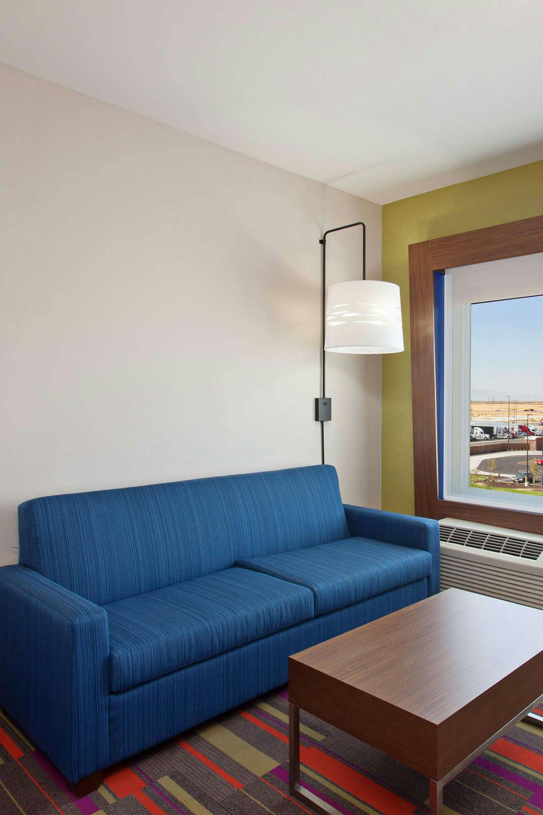 Hotel Holiday Inn Express & Suites Brigham City North Utah photo 5