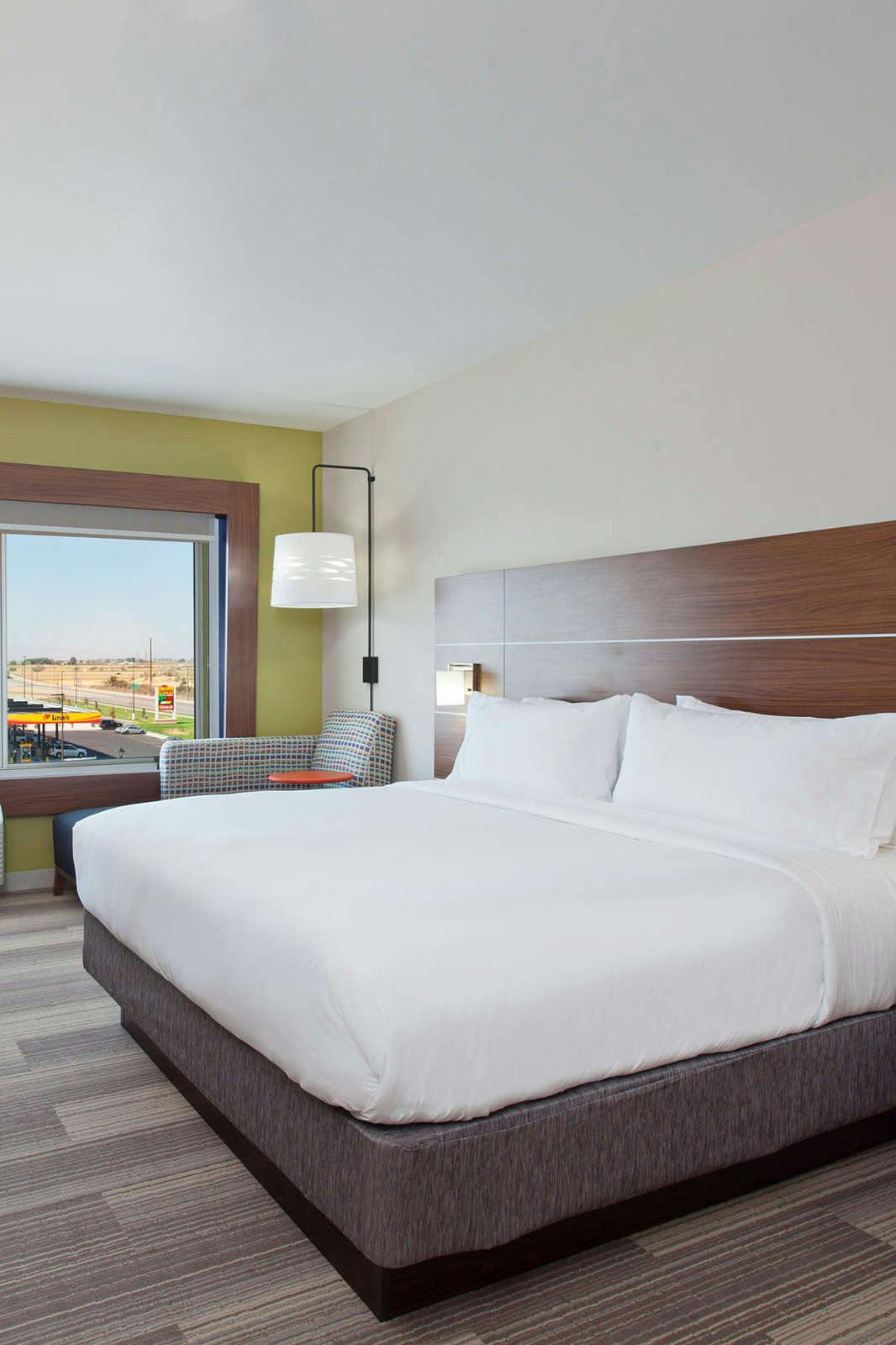 Hotel Holiday Inn Express & Suites Brigham City North Utah photo 1