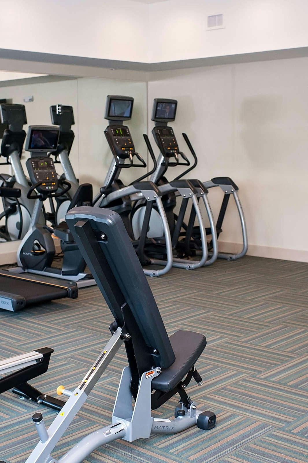 Hotel Holiday Inn Express & Suites Birmingham North Fultondale photo 4