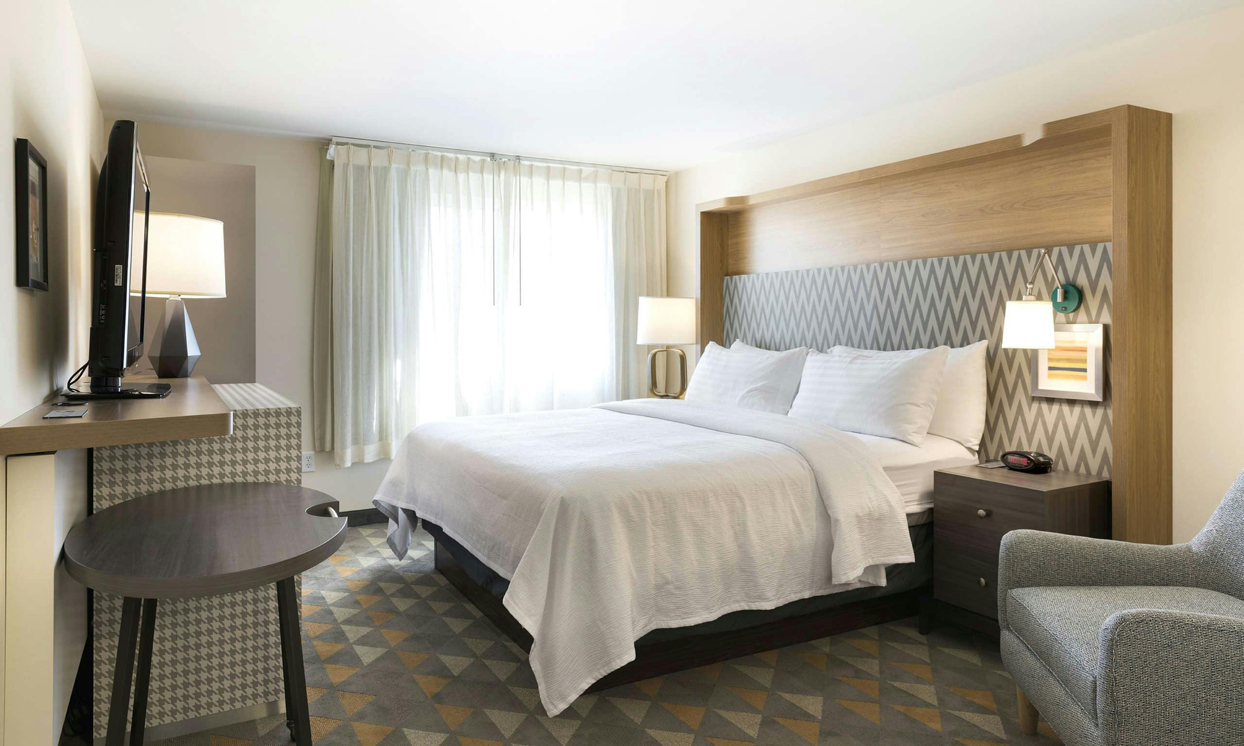 Holiday Inn Bloomington W MSP Airport Area