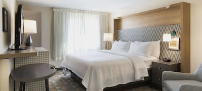 Holiday Inn Bloomington W MSP Airport Area