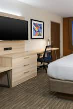 Hotel Holiday Inn Express & Suites Medina photo 3