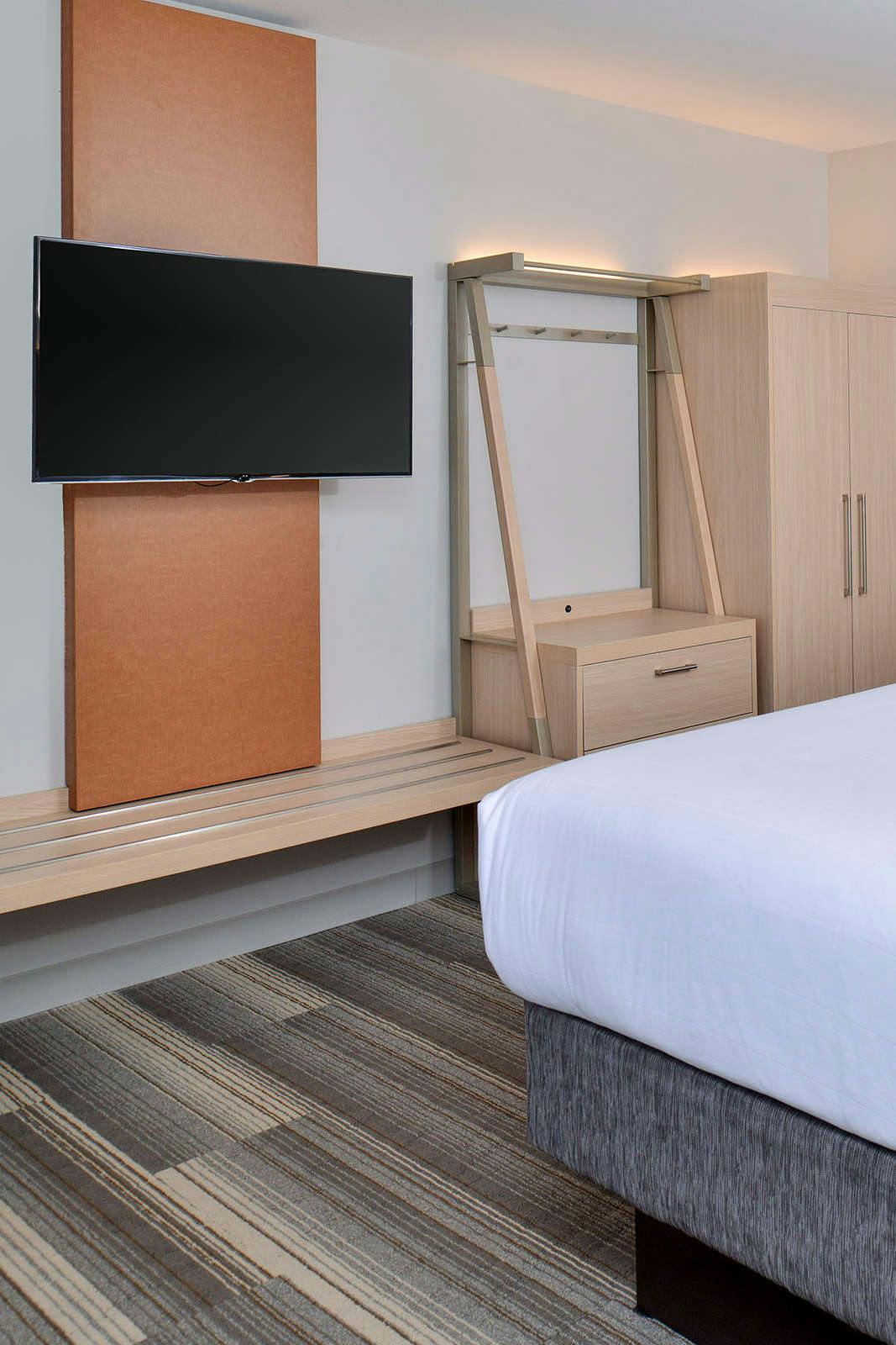 Hotel Holiday Inn Express & Suites Brighton South Us 23 photo 2