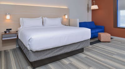 Holiday Inn Express & Suites Brighton South Us 23