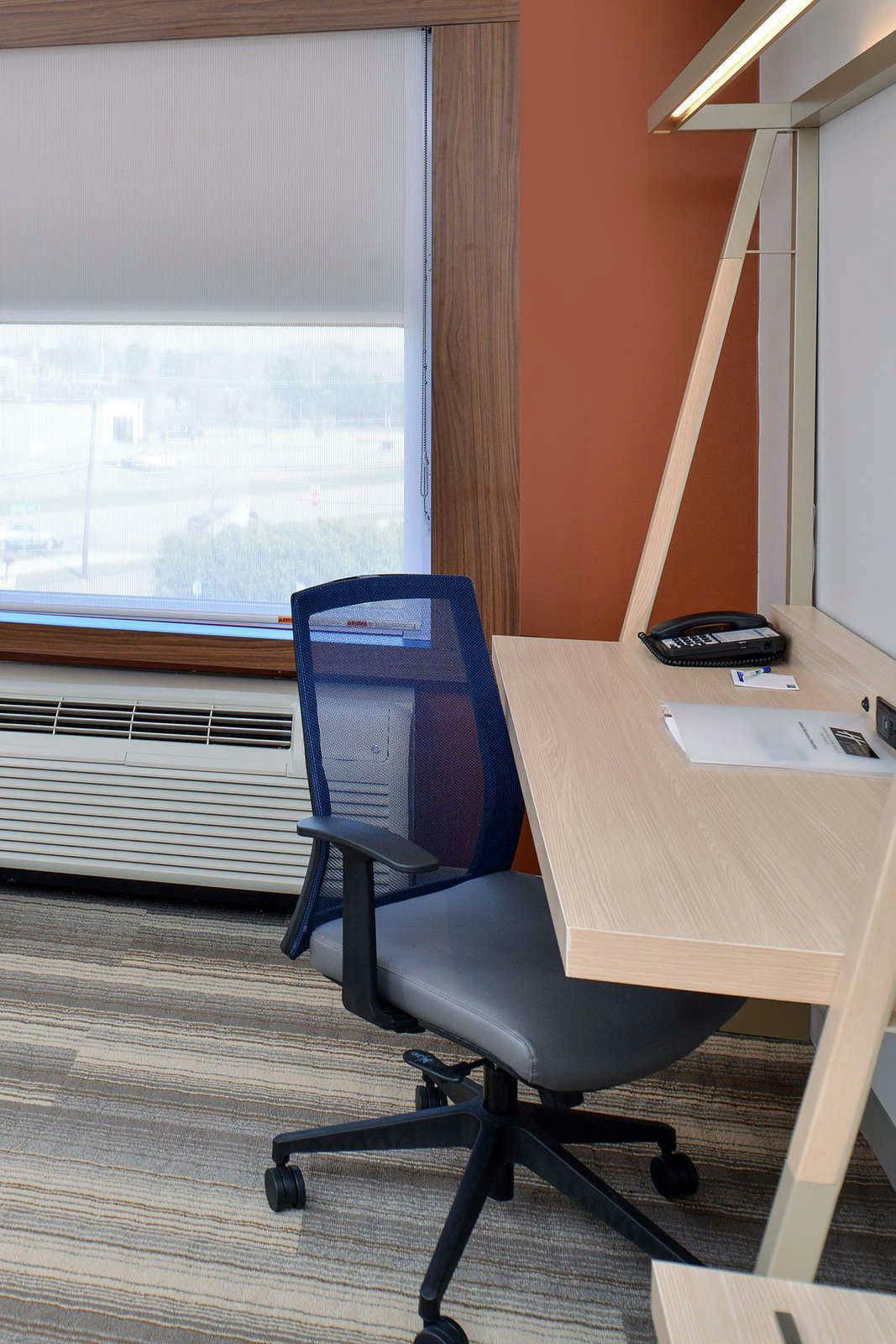 Hotel Holiday Inn Express & Suites Brighton South Us 23 photo 5