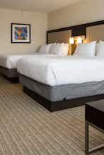 Hotel Holiday Inn Express & Suites Marietta photo 2