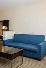 Hotel Holiday Inn Express & Suites Marietta photo 5