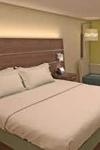 Hotel Holiday Inn Express & Suites Cincinnati North Liberty Way photo 4