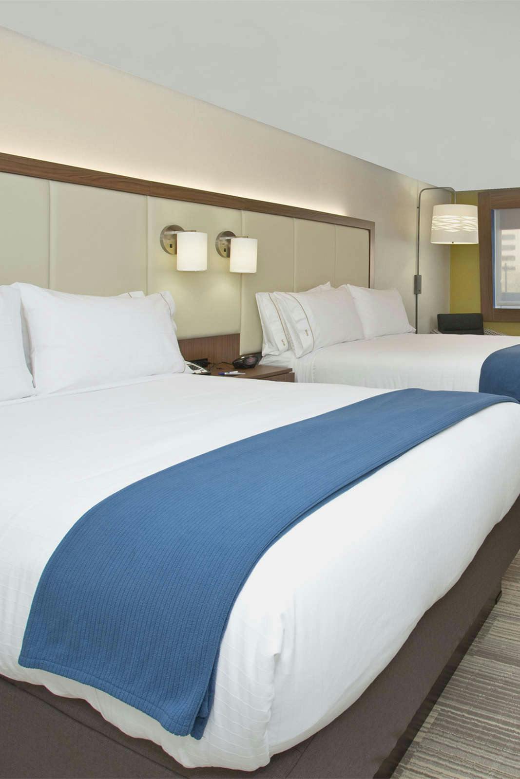 Hotel Holiday Inn Express & Suites Cincinnati North Liberty Way photo 3