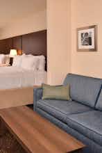 Hotel Holiday Inn Express & Suites Dearborn Sw Detroit Area photo 4