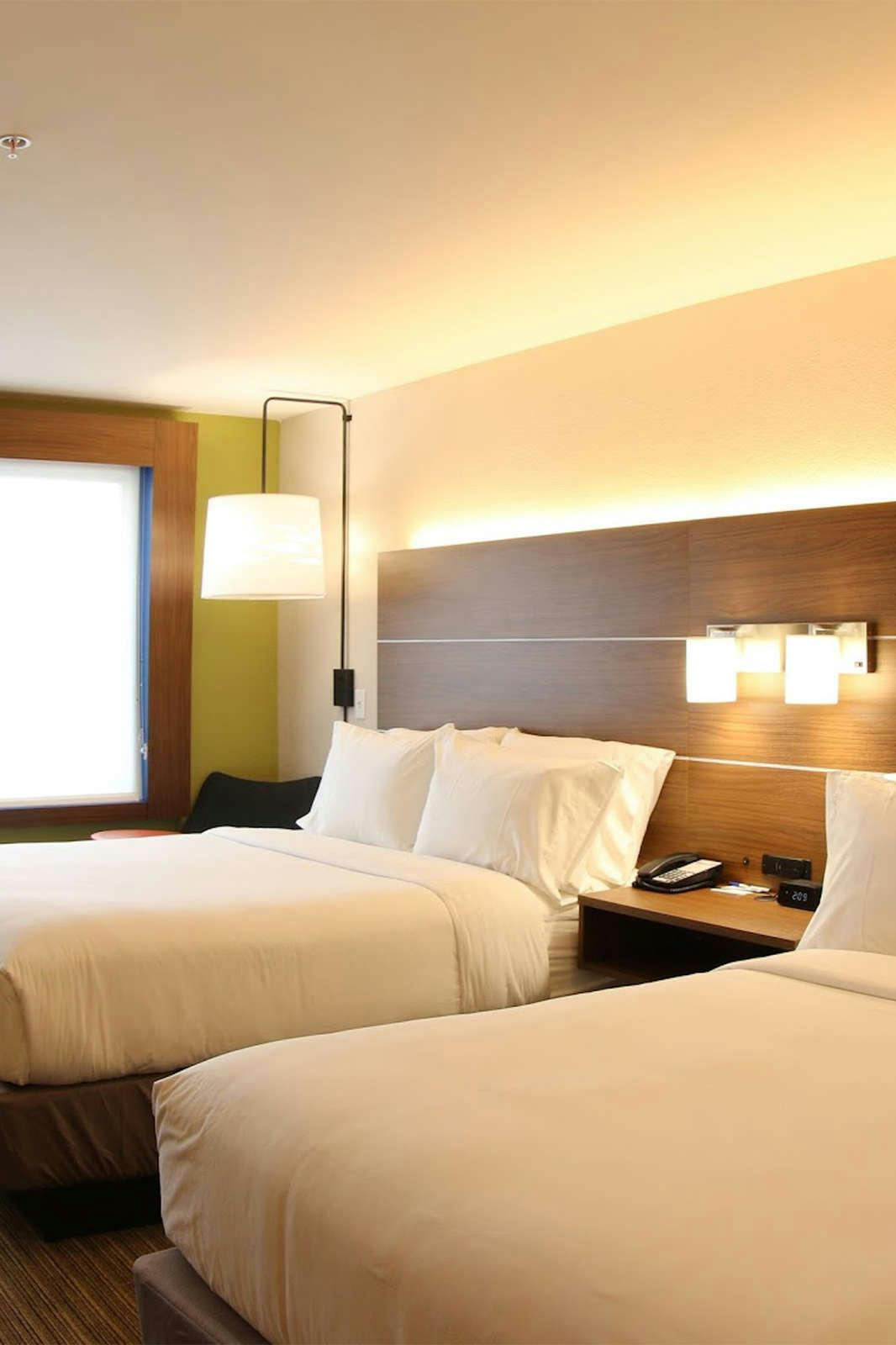 Hotel Holiday Inn Express & Suites Detroit Northwest - Livonia photo 2