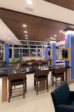 Hotel Holiday Inn Express & Suites Detroit Northwest - Livonia photo 5