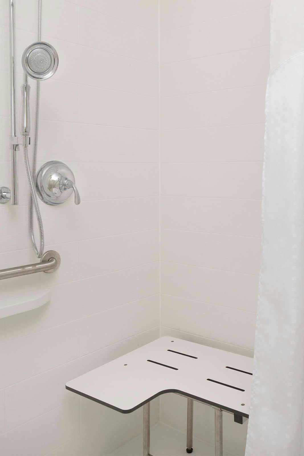 Hotel Holiday Inn Express & Suites Duluth North - Miller Hill photo 4