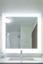 Hotel Holiday Inn Express & Suites Eagan - Minneapolis Area photo 2