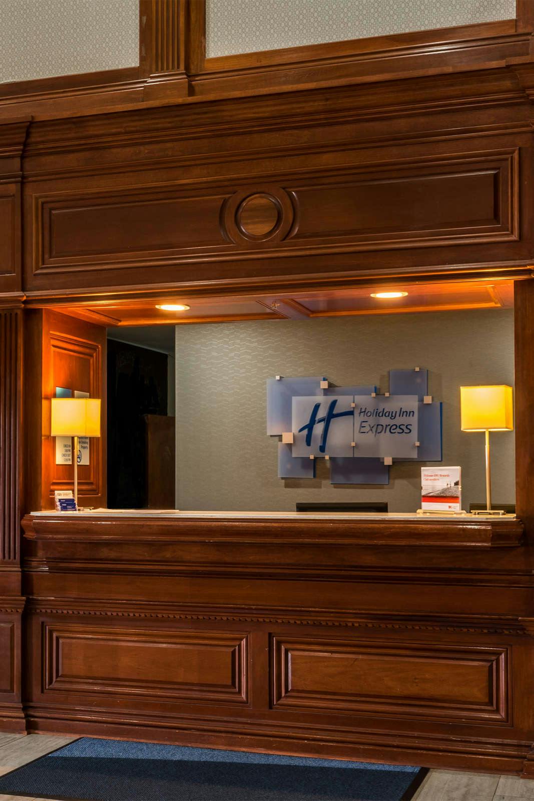 Hotel Holiday Inn Express & Suites Carmel North - Westfield photo 4