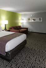 Hotel Holiday Inn Express Hickory - Hickory Mart photo 3