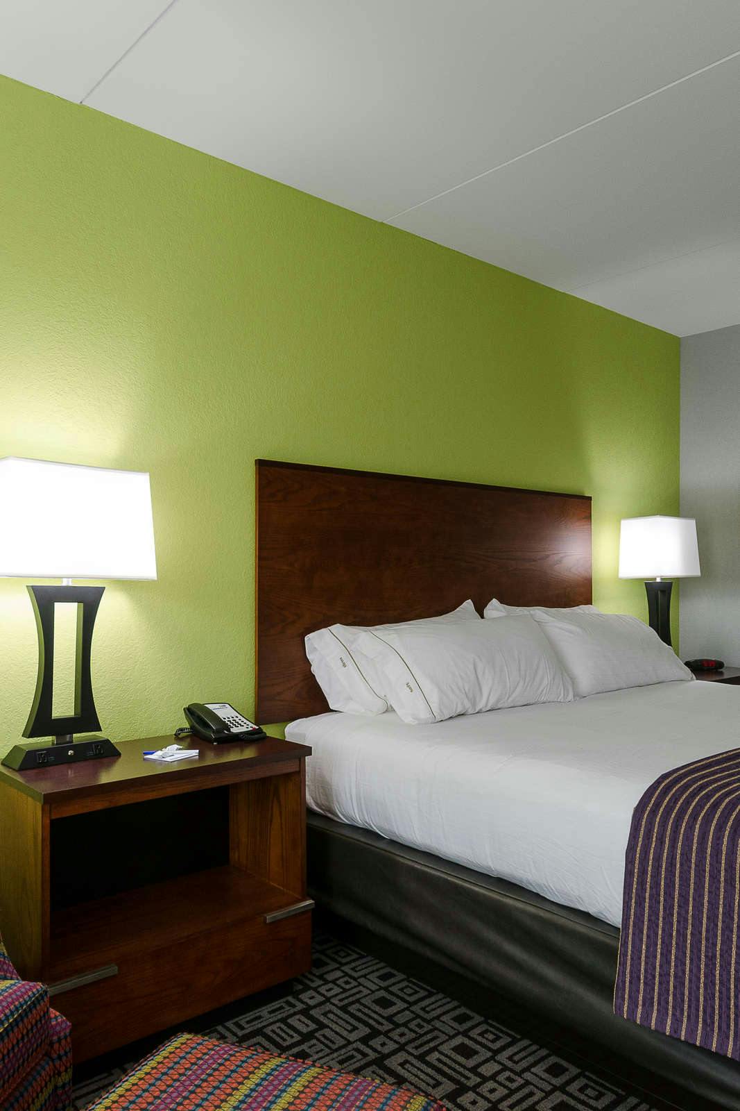 Hotel Holiday Inn Express Hickory - Hickory Mart photo 4