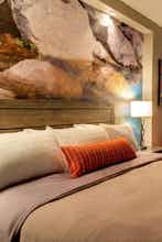 Hotel Hotel Indigo Traverse City photo 1