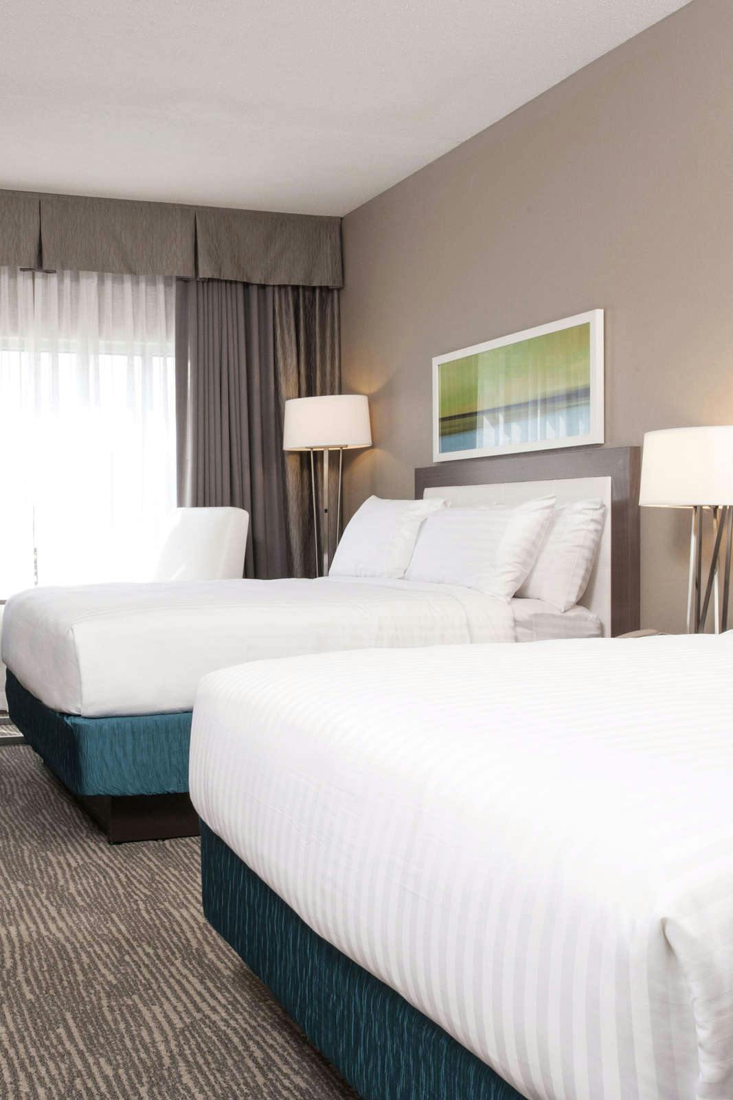 Hotel Holiday Inn Cleveland Clinic photo 5