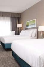 Hotel Holiday Inn Cleveland Clinic photo 5