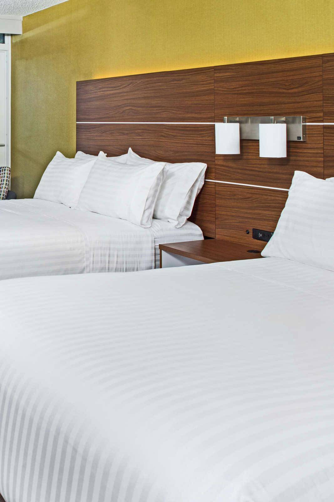 Hotel Holiday Inn Express Nags Head Oceanfront by IHG photo 3