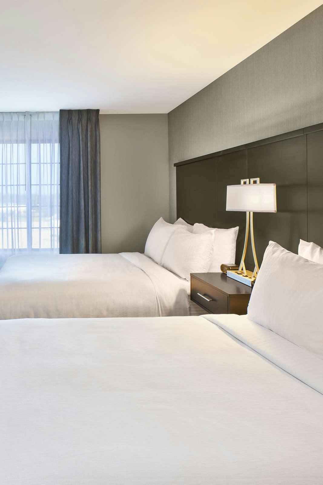 Hotel Staybridge Suites Silao photo 1