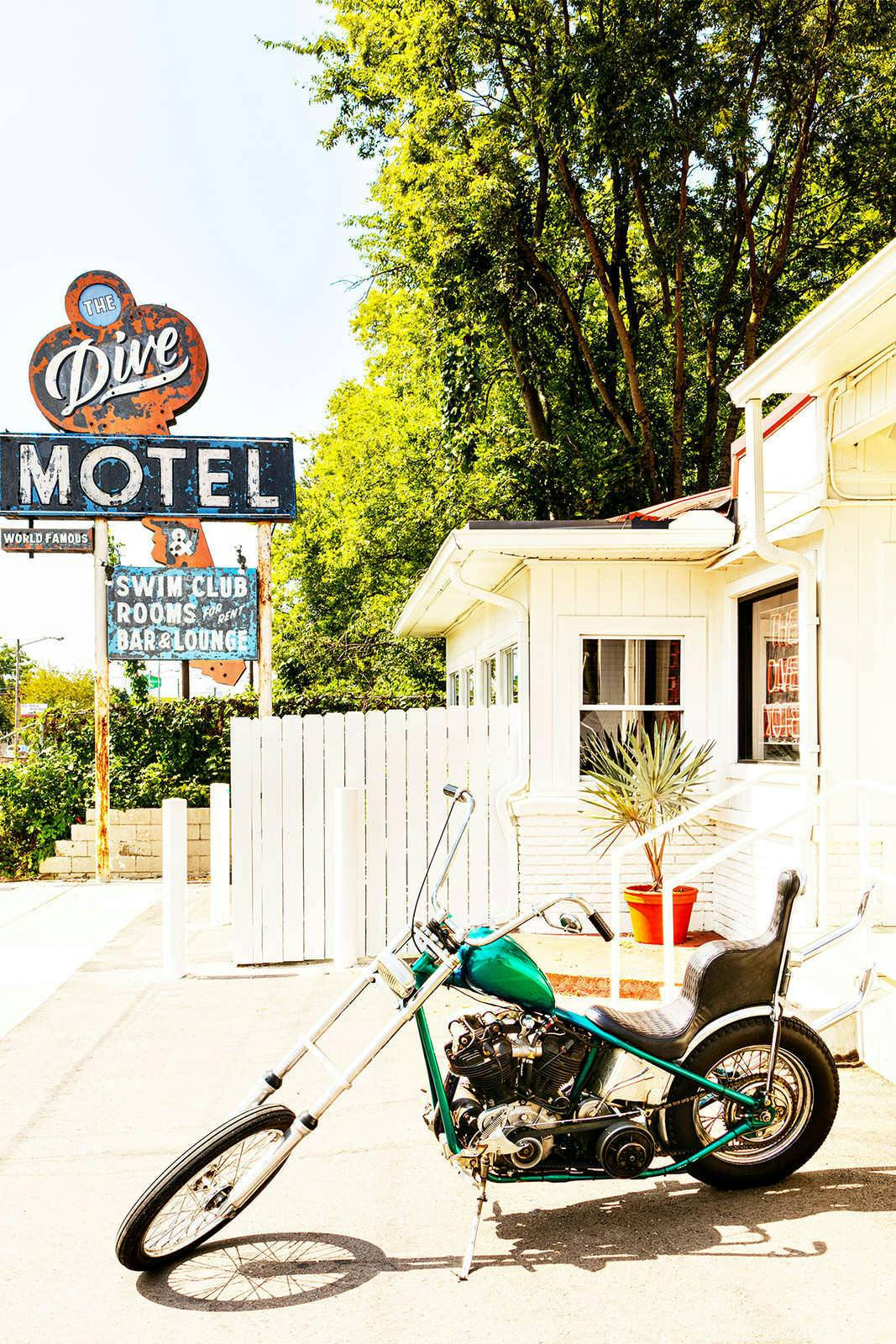 The Dive Motel & Swim Club