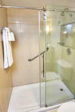 Hotel DoubleTree by Hilton Princeton photo 5