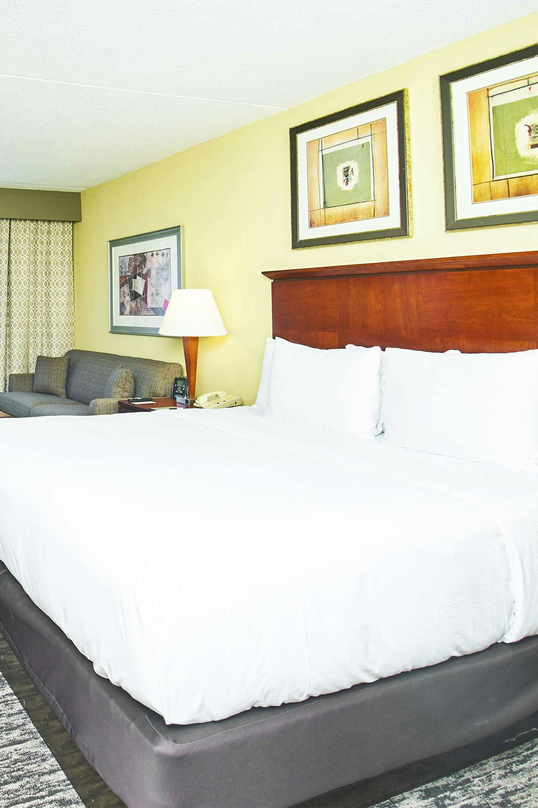 Hotel DoubleTree by Hilton Princeton photo 2