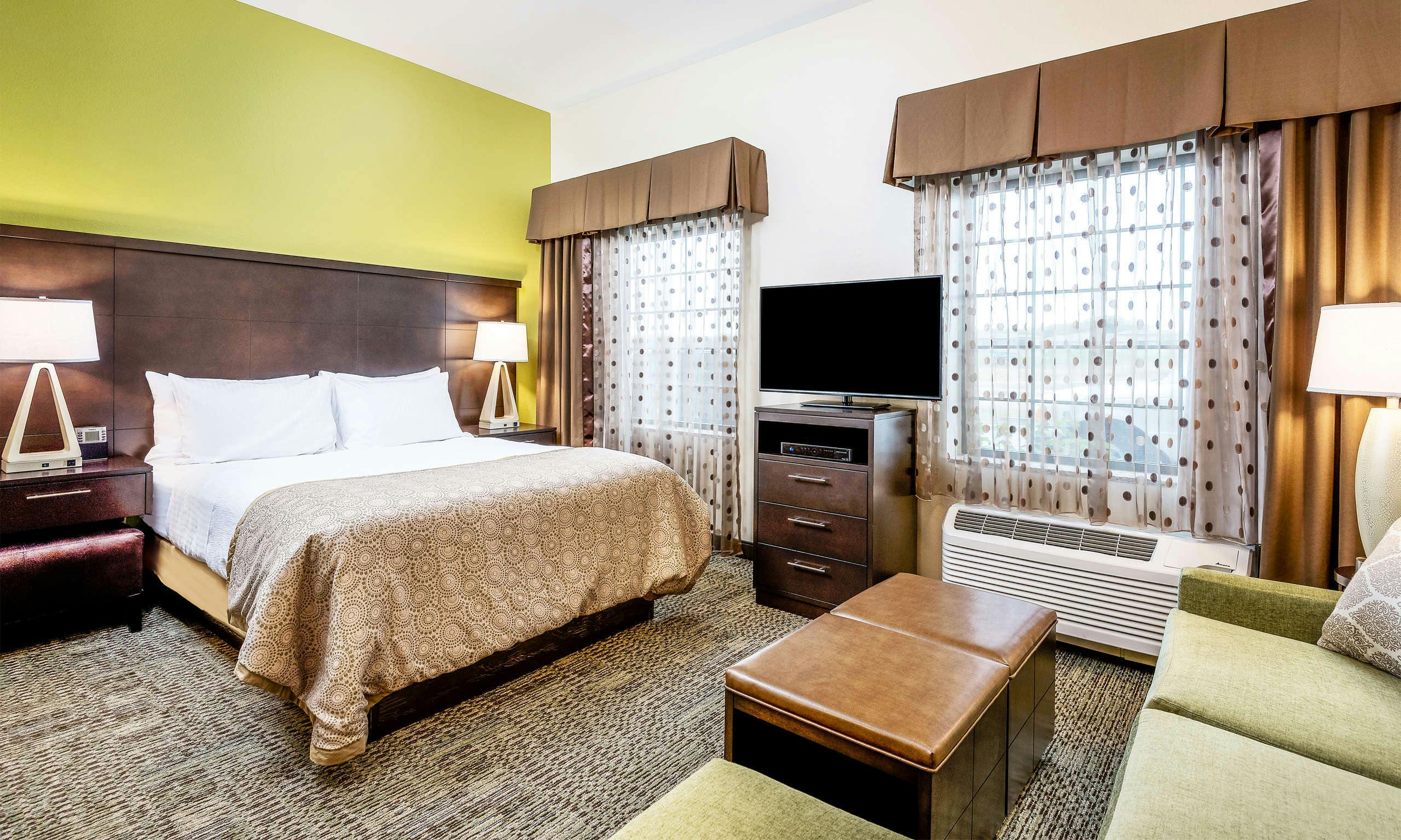 Staybridge Suites Eau Claire - Altoona